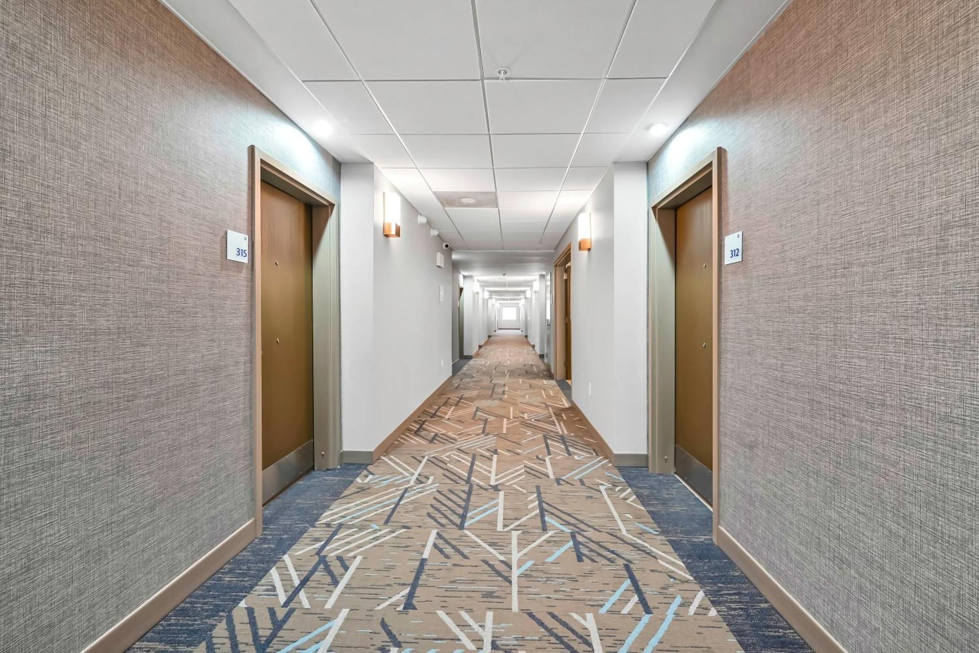 Holiday Inn Express Palestine By Ihg Exterior photo